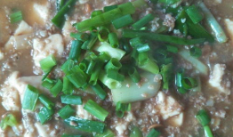 麻豆腐是什么做的,揭秘其制作工艺与食材奥秘